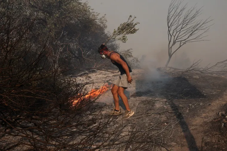 Vatreni pakao na jugu Europe, poginuo čovjek: Plinska boca bacila sumnju da nije sve slučajno