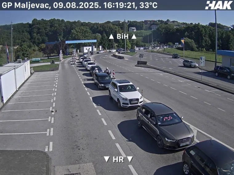 Pogledajte gužve na hrvatskim cestama i granicama: Prometne nesreće stvaraju probleme