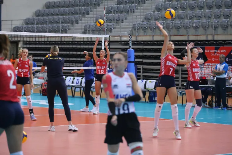 Svi su gledali što naše odbojkašice rade na zagrijavanju: 'Ugodno je čuti da smo lijepe'