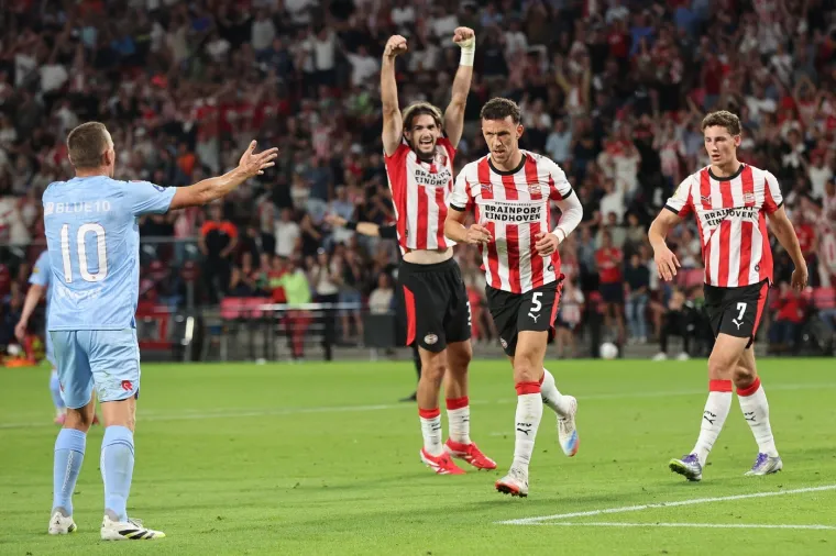 Je li to ptica ili avion? Ne, to je nevjerojatni Ivan Perišić! Nismo znali da može letjeti