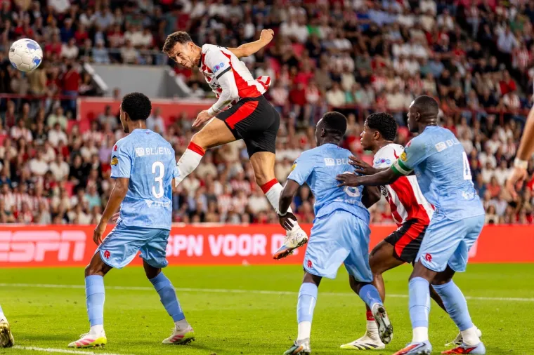 Je li to ptica ili avion? Ne, to je nevjerojatni Ivan Perišić! Nismo znali da može letjeti