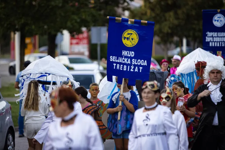 Brazilske plesačice napravile &scaron;ou u susjedstvu: Ritam je pulsirao, a svi su gledali njih