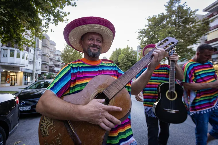 Brazilske plesačice napravile &scaron;ou u susjedstvu: Ritam je pulsirao, a svi su gledali njih