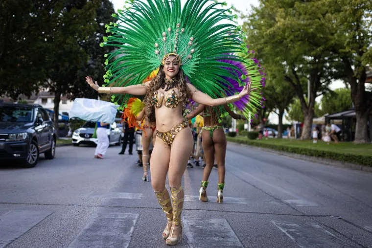 Brazilske plesačice napravile &scaron;ou u susjedstvu: Ritam je pulsirao, a svi su gledali njih