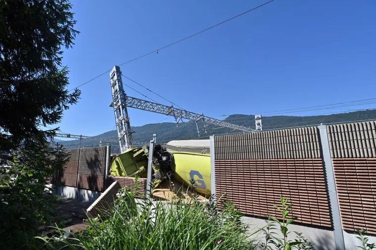 Teretni vlak iskočio iz tračnica, ovako izgleda mjesto nesreće