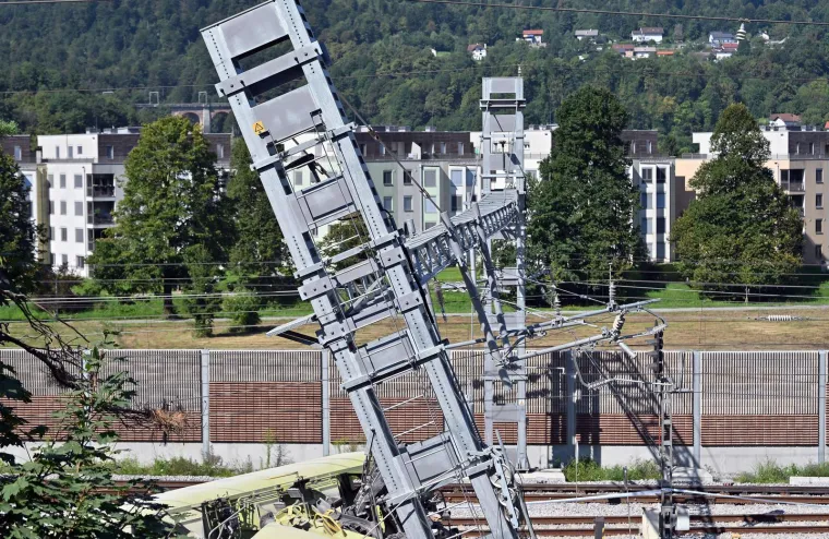 Teretni vlak iskočio iz tračnica, ovako izgleda mjesto nesreće
