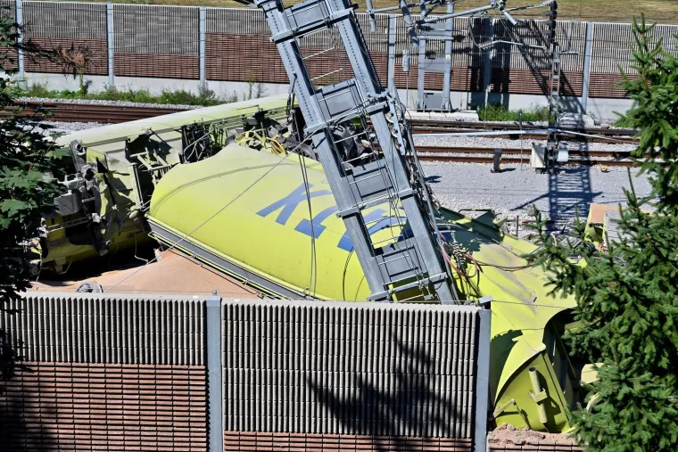 Teretni vlak iskočio iz tračnica, ovako izgleda mjesto nesreće