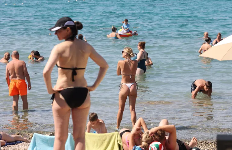 Zaboravite na toplinsku kupolu: Zgodne djevojke podigle temperaturu u cijeloj Hrvatskoj