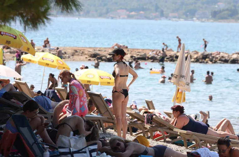 Zaboravite na toplinsku kupolu: Zgodne djevojke podigle temperaturu u cijeloj Hrvatskoj