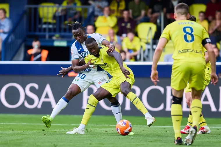 Pornozvijezda i nogometa&scaron; su u vezi! Svi pričaju kako se promijenila: 'Potpuno je druga osoba'