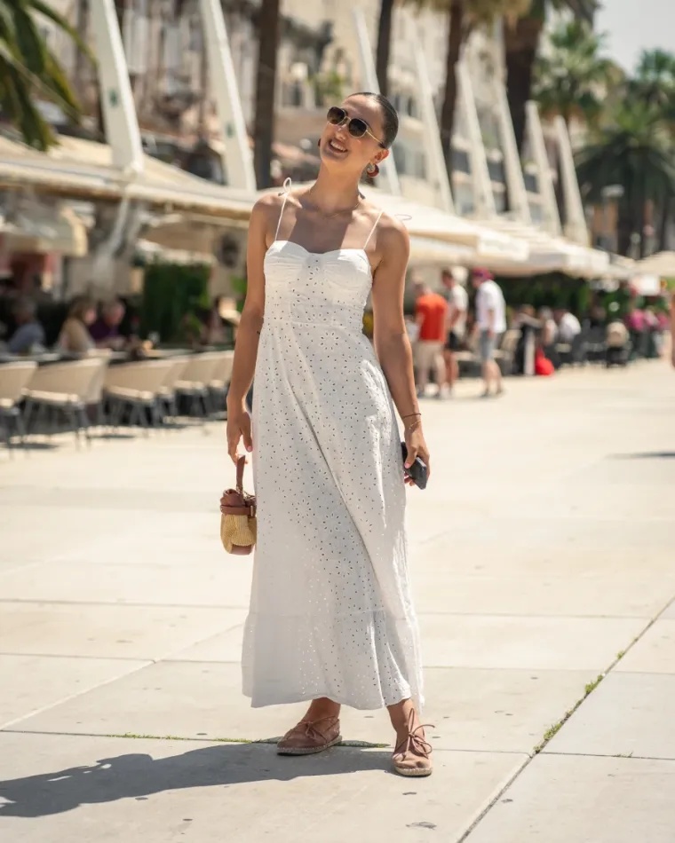 Splićanke kao top modeli: U korzetima, prozirnim hlačama i ljetnim haljinama zapalile centar