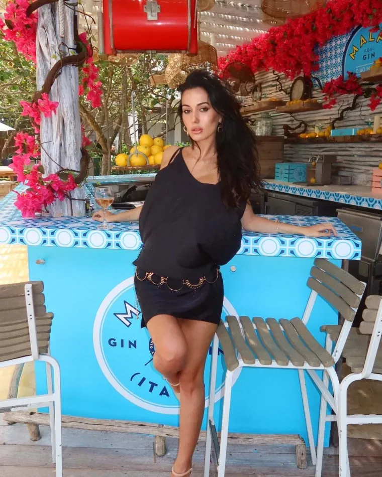 Oskudni bikiniji i bujne obline: Hrvatska manekenka Iva Kovačević prava je zavodnica