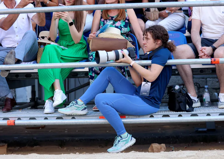 Na tribinama nikada nije bilo vatrenije: Ove ljepotice podržavale su alkare u Sinju