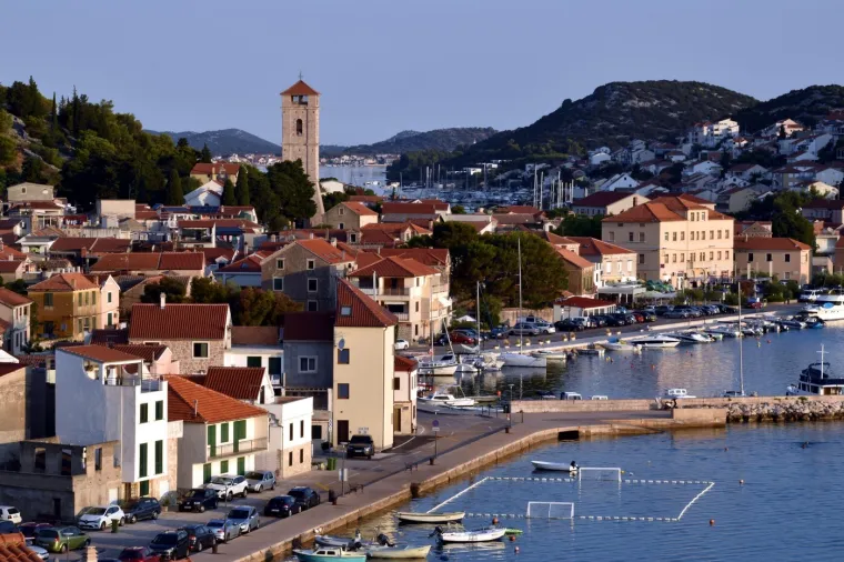 Dalmatinski dragulj savršenog spoja opuštene atmosfere i jednostavnosti dolaska: 'Bajkovito okruženje'