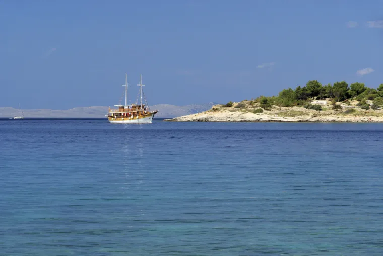 Dalmatinski dragulj savr&scaron;enog spoja opu&scaron;tene atmosfere i jednostavnosti dolaska: 'Bajkovito okruženje'