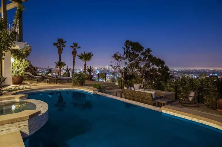 Miljenik žena kupio brutalnu vilu, cijena je paprena