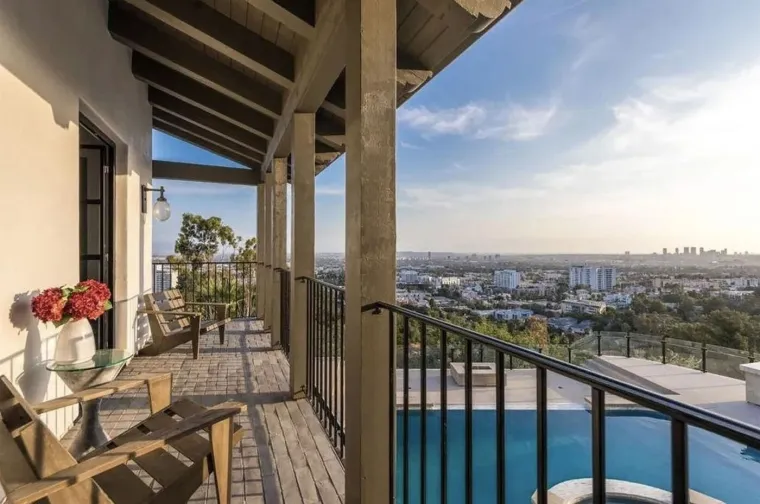 Miljenik žena kupio brutalnu vilu, cijena je paprena