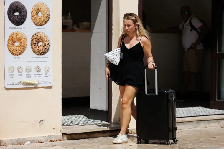 Ljepotice pro&scaron;etale Zadrom: Istaknula se samozatajna dama brončanog tena