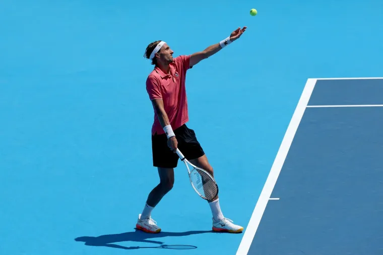 Zastra&scaron;ujuće scene: Poznati tenisač se sru&scaron;io na terenu! Cijeli stadion je zanijemio