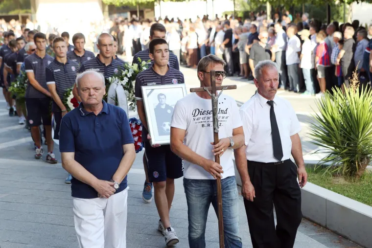 U Splitu ga nikad nisu do kraja prihvatili zbog pravoslavlja, a pogreb i mjesto pokopa izazvali su kontroverze