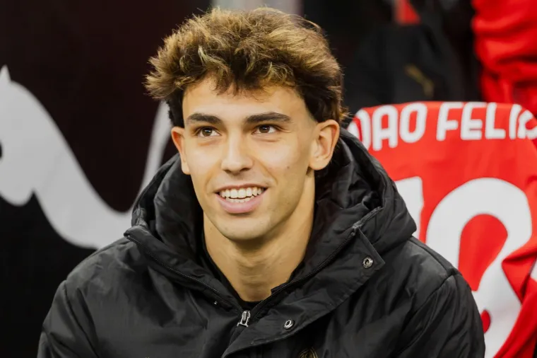 Najveća zavodnica varala nogometnu zvijezdu! Fatalna plavuša voli biti u zaleđu