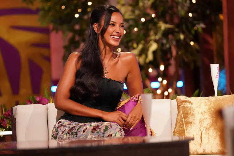 Je li ovo najljep&scaron;a voditeljica na svijetu? Zaraznim osmijehom i oblinama zaludila svijet