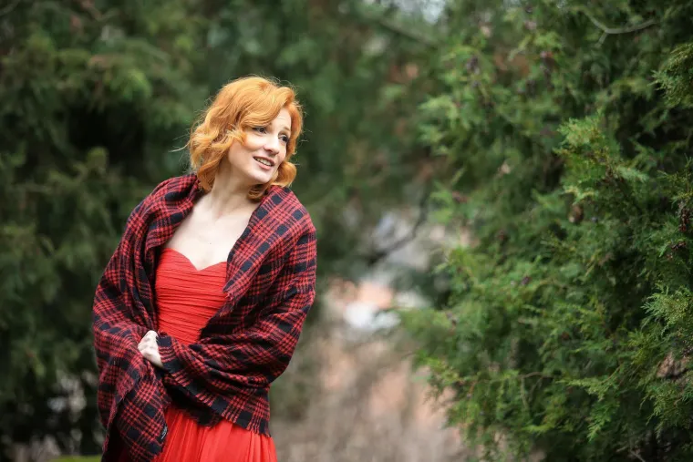 Crvenokosa ljepotica zvonkog glasa jedna je od najljep&scaron;ih Hrvatica: Godine joj nitko ne bi pogodio