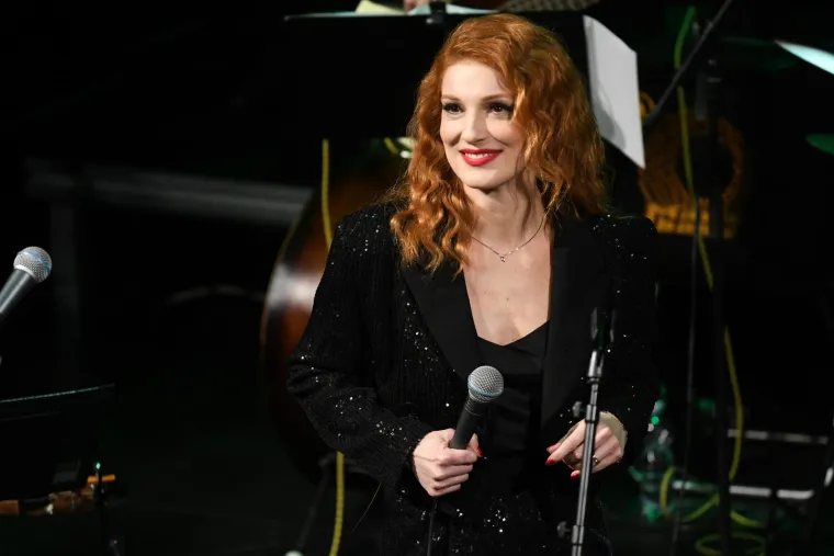 Crvenokosa ljepotica zvonkog glasa jedna je od najljepših Hrvatica: Godine joj nitko ne bi pogodio