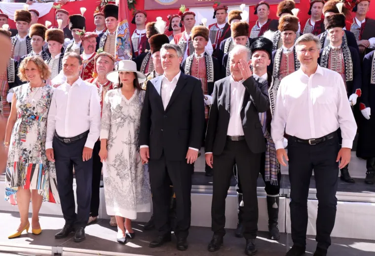 Sanja Milanović svima može držati modne lekcije: Prisjetite se njenih top izdanja