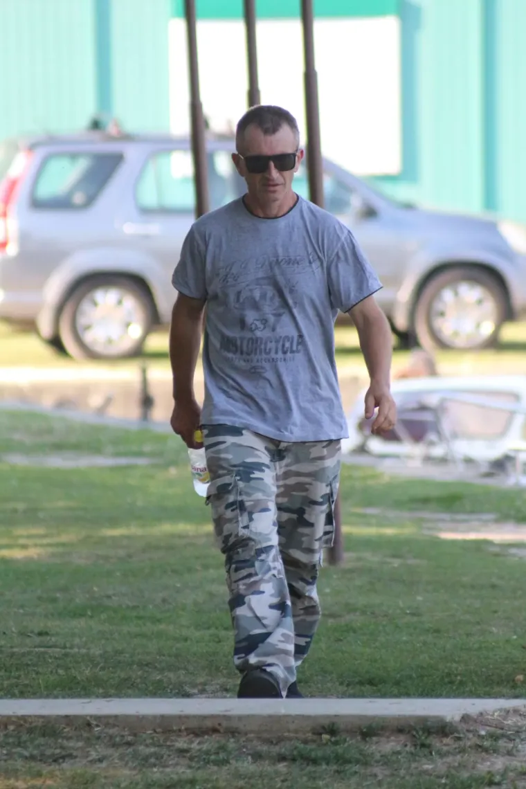 Sve joj stoji kao saliveno: Tajanstvena plavuša osmijehom osvojila prolaznike na prvi pogled