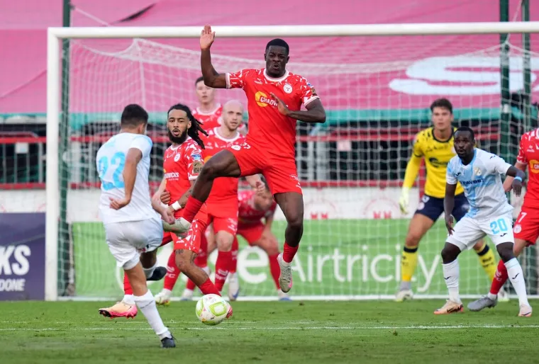 Navijači Shelbournea ukrali show: Pogledajte kako su se duhovito sjetili Hajduka