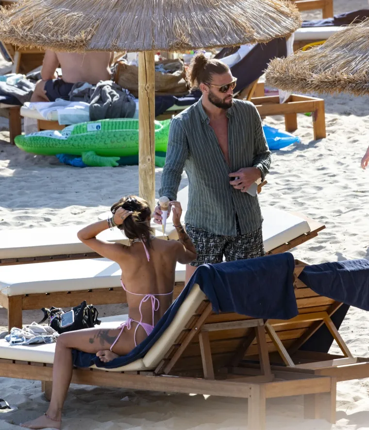 Slavni nogometaš prekinuo turbulentnu vezu s ljepoticom zbog nevjerojatnog razloga