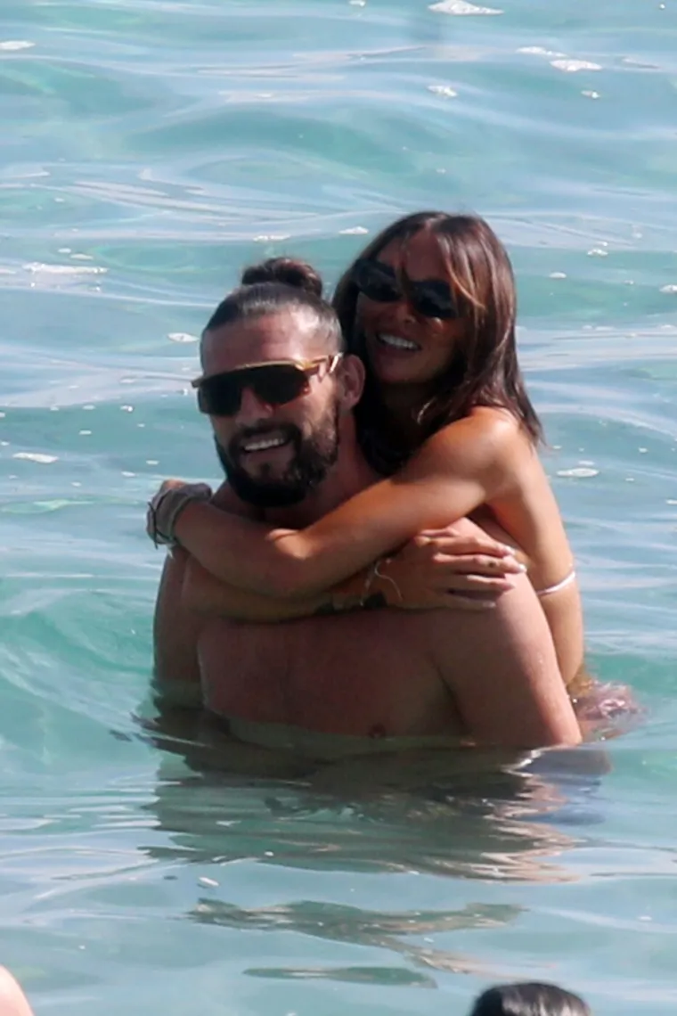 Slavni nogometaš prekinuo turbulentnu vezu s ljepoticom zbog nevjerojatnog razloga