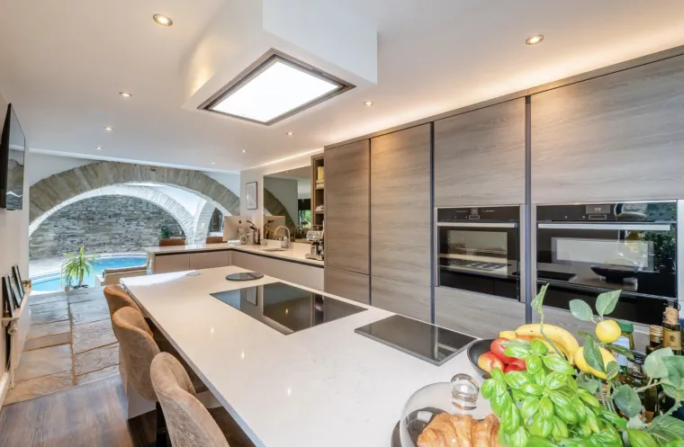 U ovu hobitsku kućicu se ne možete ne zaljubiti: Unutra se krije bajka vrijedna čitavo bogatstvo