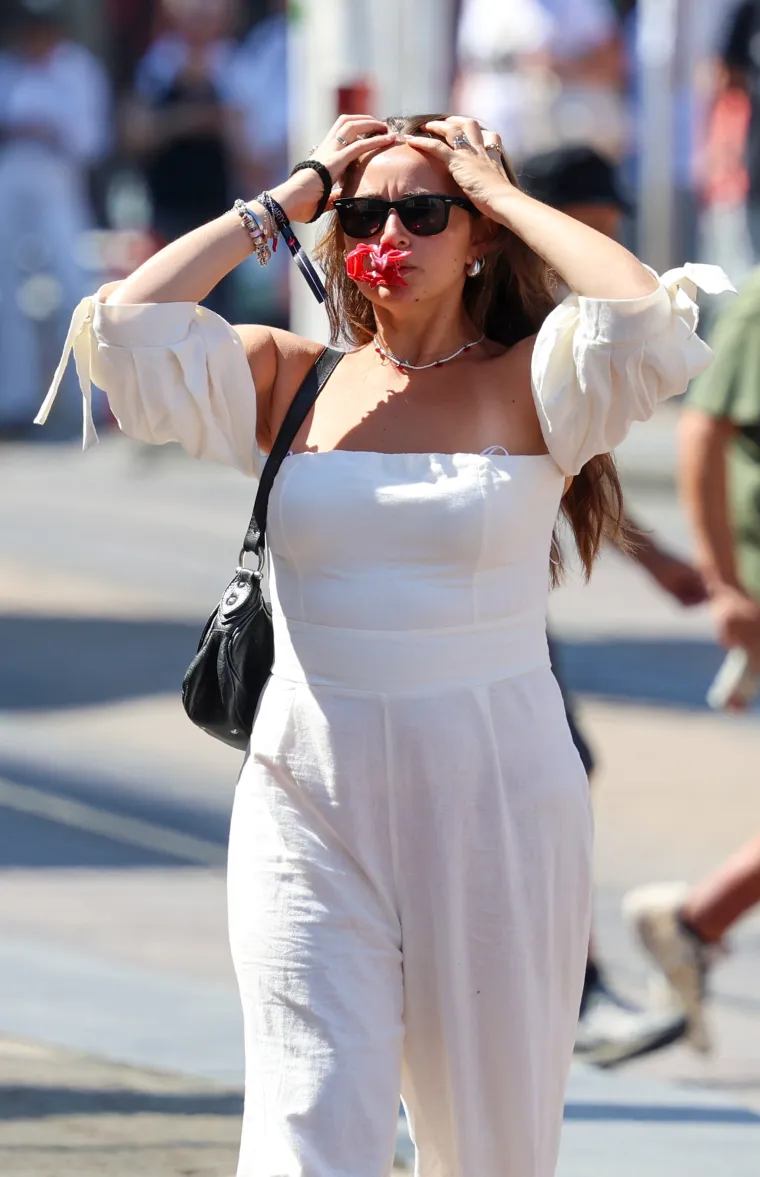 Pakleno vruće u Zagrebu &ndash; svi pričaju o djevojci u bijelom uskom kombinezonu