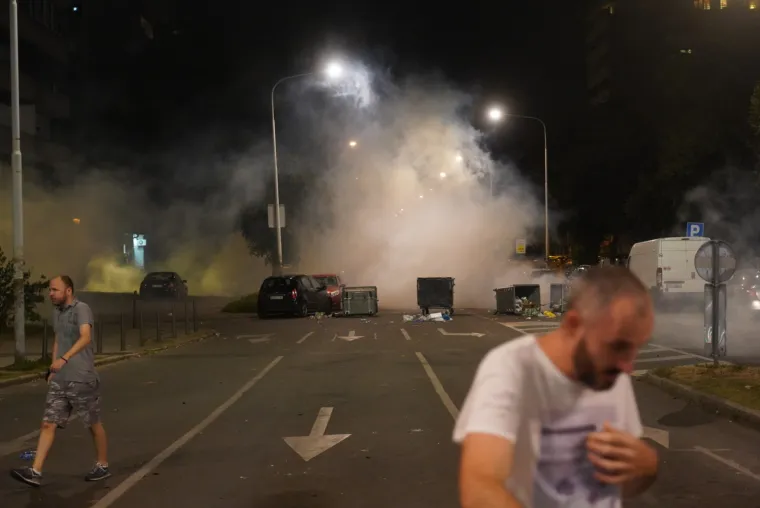 Suzavci, kordoni žandarmerije i brutalnost na najjače: Ovako izgleda stvarnost kod na&scaron;ih susjeda