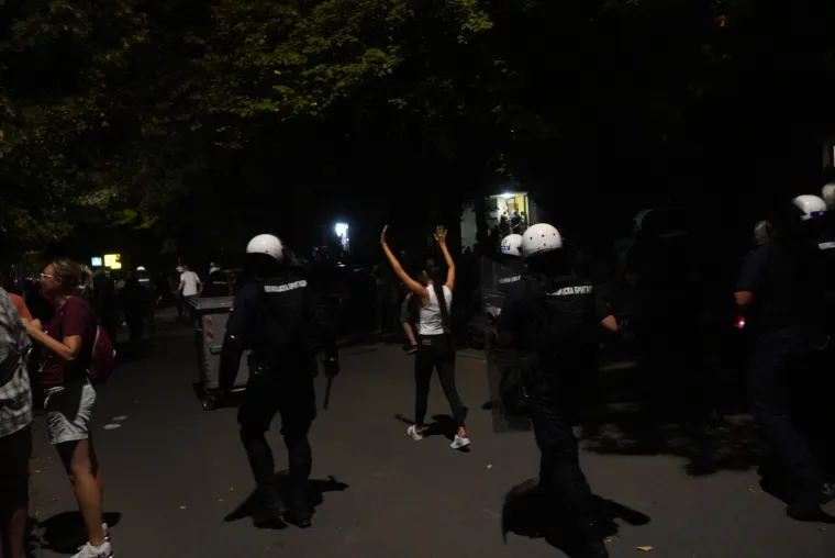 Suzavci, kordoni žandarmerije i brutalnost na najjače: Ovako izgleda stvarnost kod na&scaron;ih susjeda