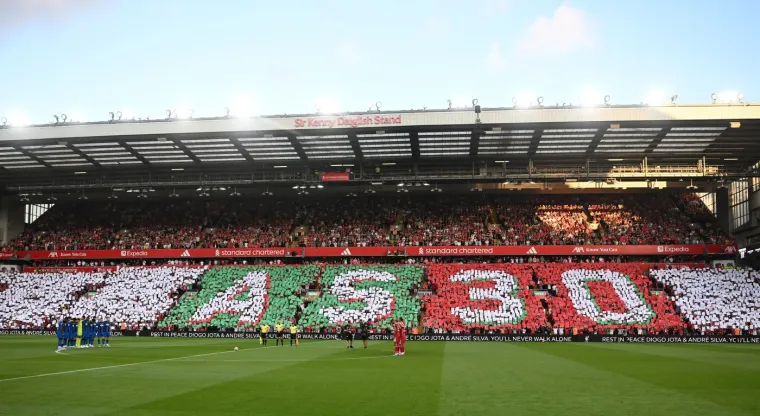 Emotivna noć: Ovako je Anfield odao počast tragično preminulim Diogu Joti i Andre Silvi