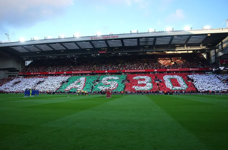 Emotivna noć: Ovako je Anfield odao počast tragično preminulim Diogu Joti i Andre Silvi
