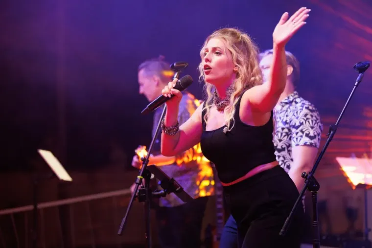 Ba&scaron; su slatki! Zaljubljeni golupčići romantičnim plesom ukrali show u Petrčanima