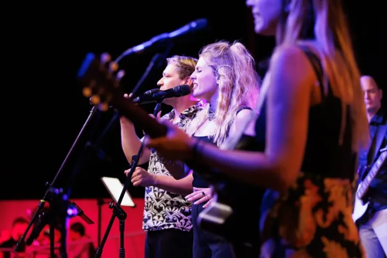 Baš su slatki! Zaljubljeni golupčići romantičnim plesom ukrali show u Petrčanima