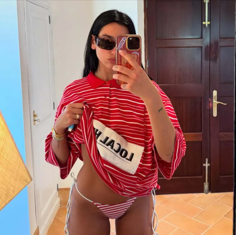 Kosovarka koju svi znaju pokazala najpoželjnije bikinije ljeta