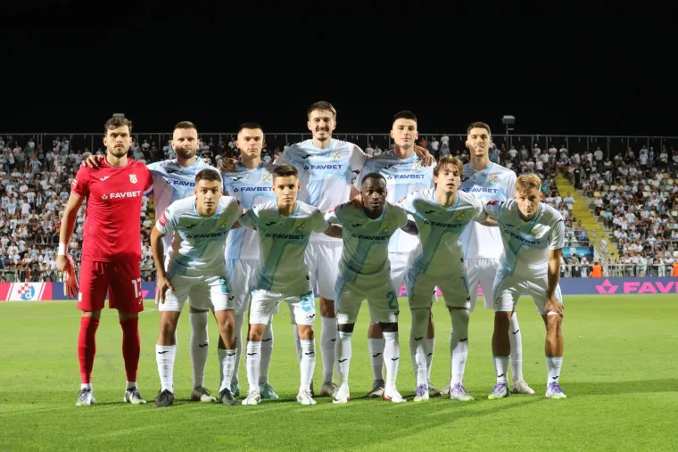 Ljepotice plijenile pažnju na Rujevici, a jedna situacija šokirala je čitav stadion