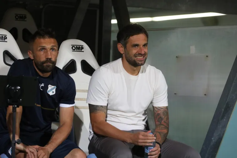 Ljepotice plijenile pažnju na Rujevici, a jedna situacija &scaron;okirala je čitav stadion