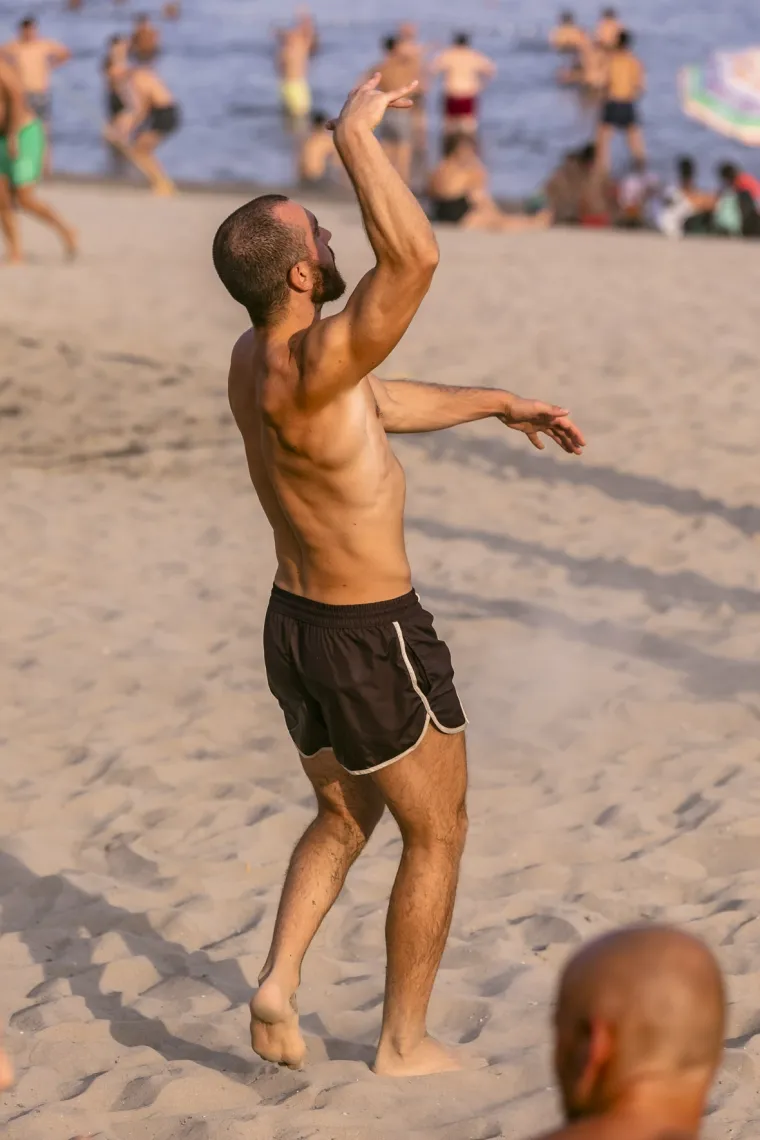 Prezgodne Osječanke zaigrale odbojku na pijesku na Kopiki: Ne zna&scaron; koja je ljep&scaron;a