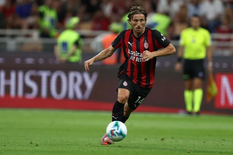 Modrić debitirao za Milan, vi&scaron;e od 70 000 ljudi na San Siru u deliriju! Kadrovi govore sve