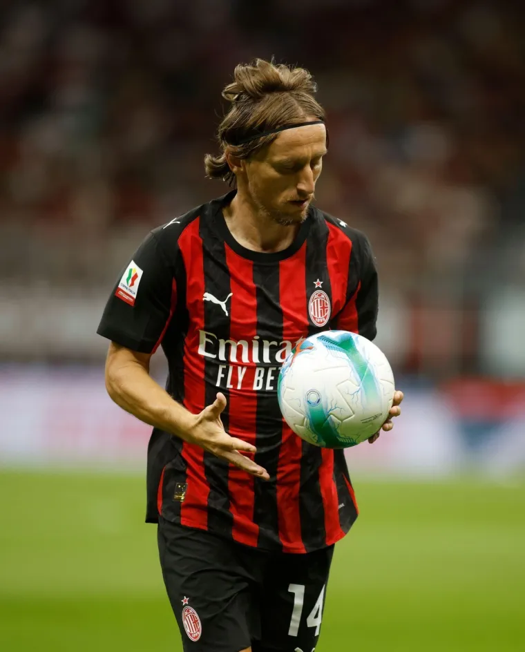 Modrić debitirao za Milan, vi&scaron;e od 70 000 ljudi na San Siru u deliriju! Kadrovi govore sve