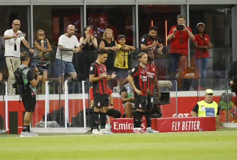 Modrić debitirao za Milan, vi&scaron;e od 70 000 ljudi na San Siru u deliriju! Kadrovi govore sve