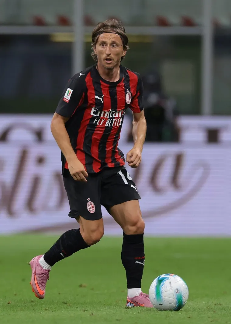 Modrić debitirao za Milan, vi&scaron;e od 70 000 ljudi na San Siru u deliriju! Kadrovi govore sve