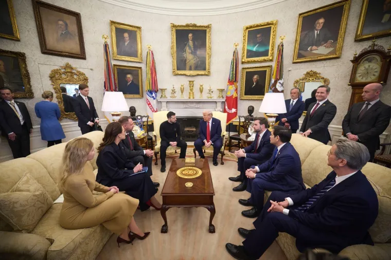 Taj 28. veljače pamti cijeli svijet! Napali su ga i ponizili, sad se vraća na mjesto događaja. Prisjetite se kako je izgledalo